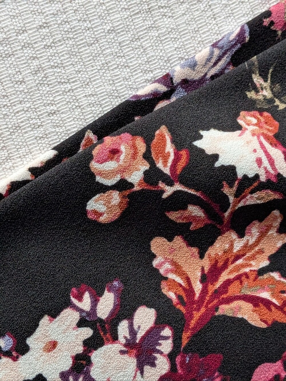Le Chateau Dark Floral Knit Crepe Skirt in Black with Pink Accents - Picture 6 of 10